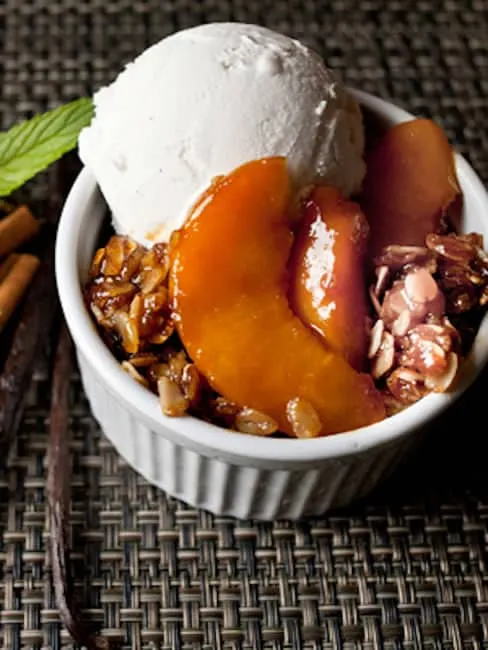 peach cinnamon crisp