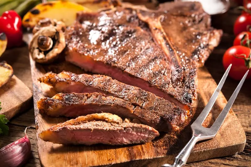 Salad with Grilled Meat