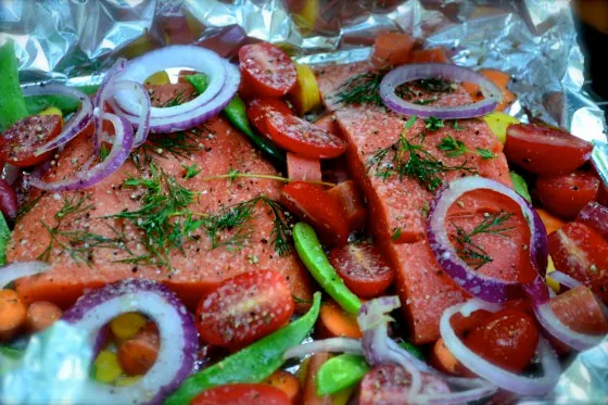 Grilled Salmon and Vegetable Bundles