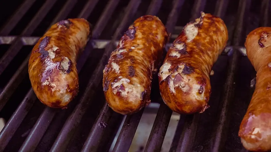 Ideal Grilled Bratwurst Temperature