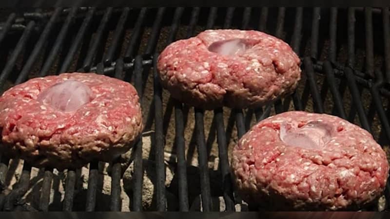 How to Grill Burgers with Ice Cubes